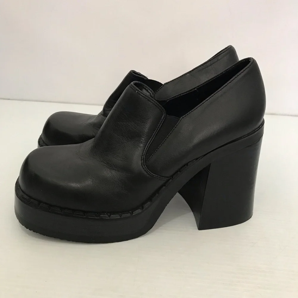 Vintage Bongo Black Platform Slip-On Heeled Size 9M
